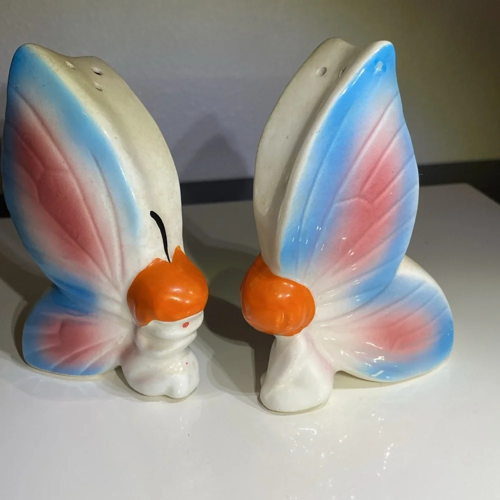 Vintage Japan Pixie Fairy Butterfly Salt & Pepper Shakers - Picture 7 of 10